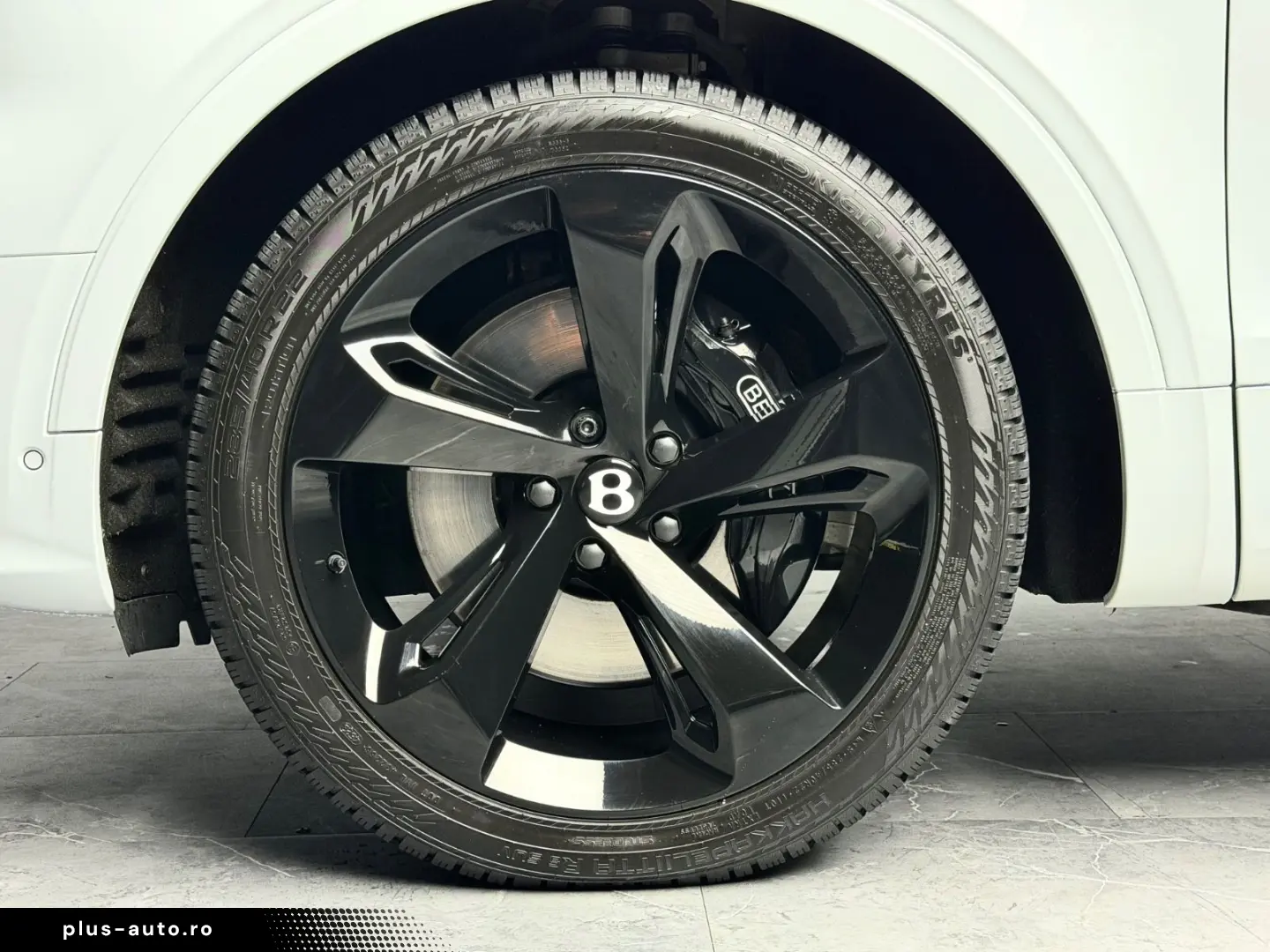 BENTLEY Bentayga V8 EWB BLACKLINE PANO NAIM 22  FULL PPF