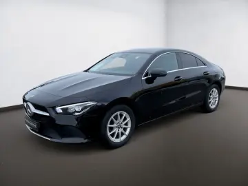 MERCEDES-BENZ CLA 180 d Coupé Ambi MBUX Progressive CarPlay
