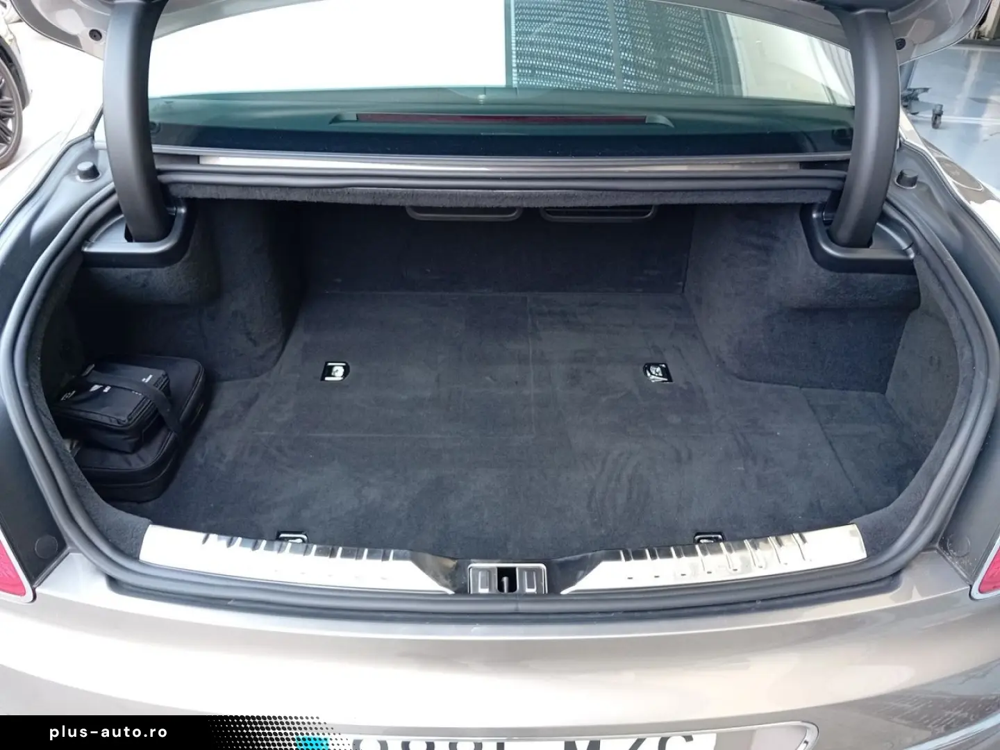 BENTLEY Flying Spur Mulliner Spec