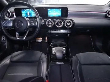 MERCEDES-BENZ CLA 250 e Edition AMG Line LED Navi SHZ Temp