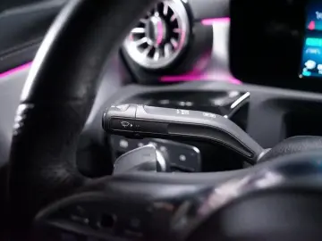 MERCEDES-BENZ CLA 250 e Edition AMG Line LED Navi SHZ Temp