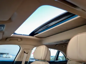 BENTLEY Flying Spur Mulliner V8 PHEV 782hp