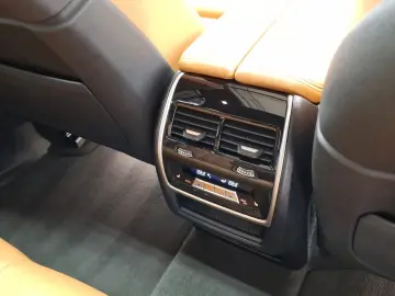 BMW X5 xDrive45e H&K DisplayKey ACC HUD 360 Ventilation