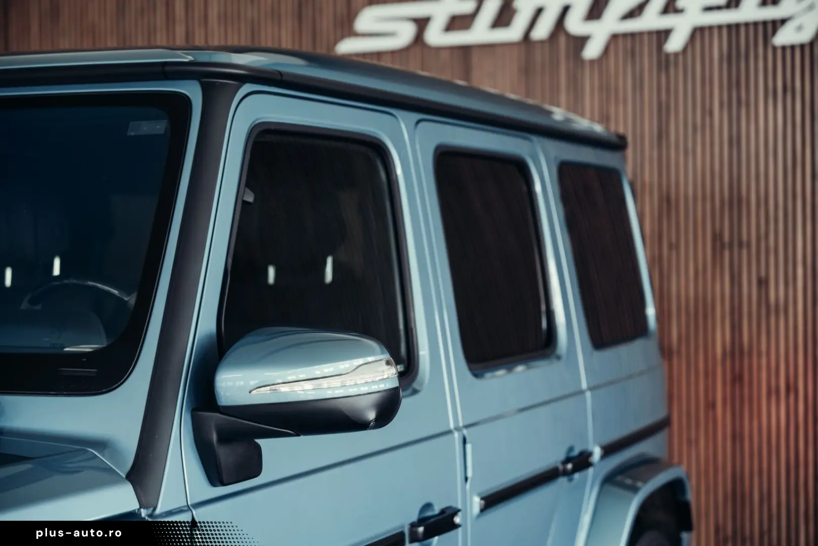 MERCEDES-BENZ G63 AMG  MANUFAKTUR Azzurro Metallizzato