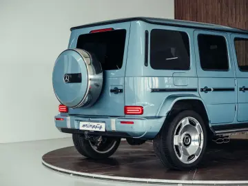 MERCEDES-BENZ G63 AMG  MANUFAKTUR Azzurro Metallizzato