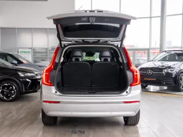 Volvo XC 90 T8 AWD Inscription Expression