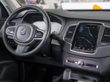 Volvo XC 90 T8 AWD Inscription Expression