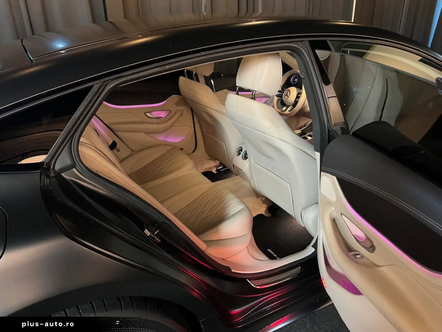 MERCEDES-BENZ GT 4  43AMG Exklusiv Interieur Junge Sterne