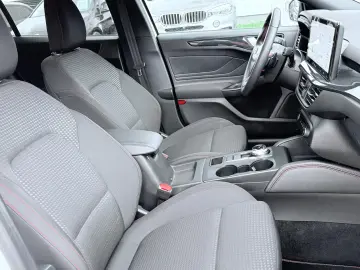 FORD FOCUS    ST-Line