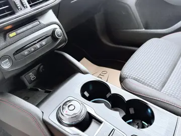 FORD FOCUS    ST-Line