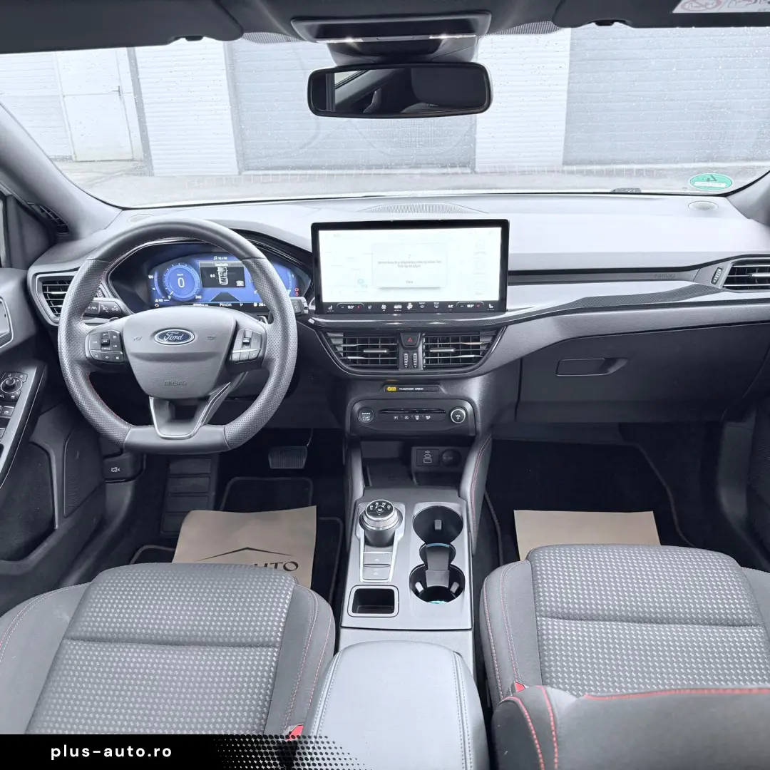 FORD FOCUS    ST-Line