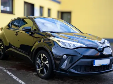 TOYOTA C-HR Hybrid Team D MwSt ausweisbar