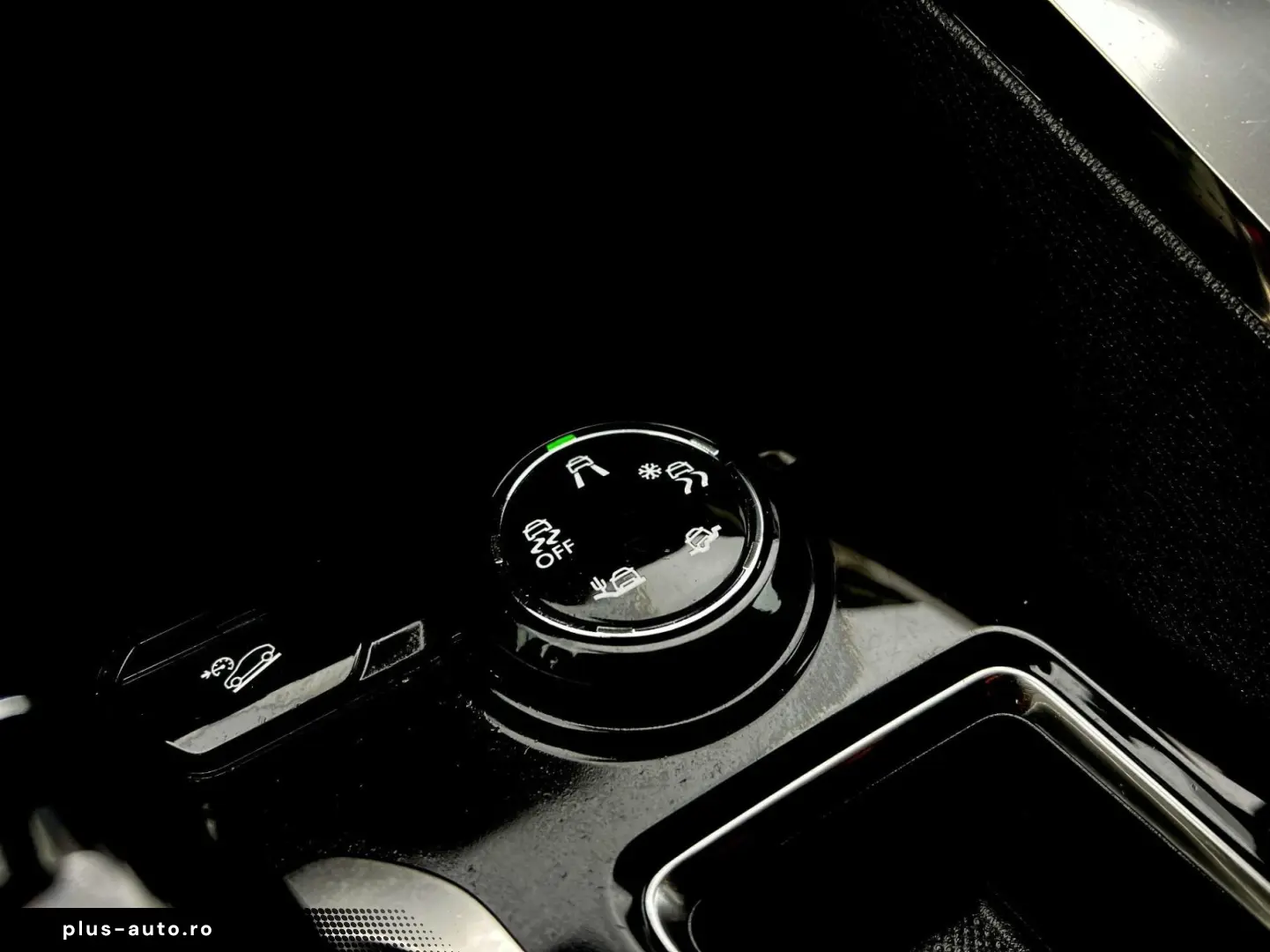 Peugeot 3008 Gen-Ii-2016