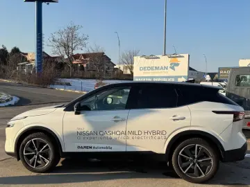 NISSAN Qashqai TEKNA 1.3 DIG-T 158 CP