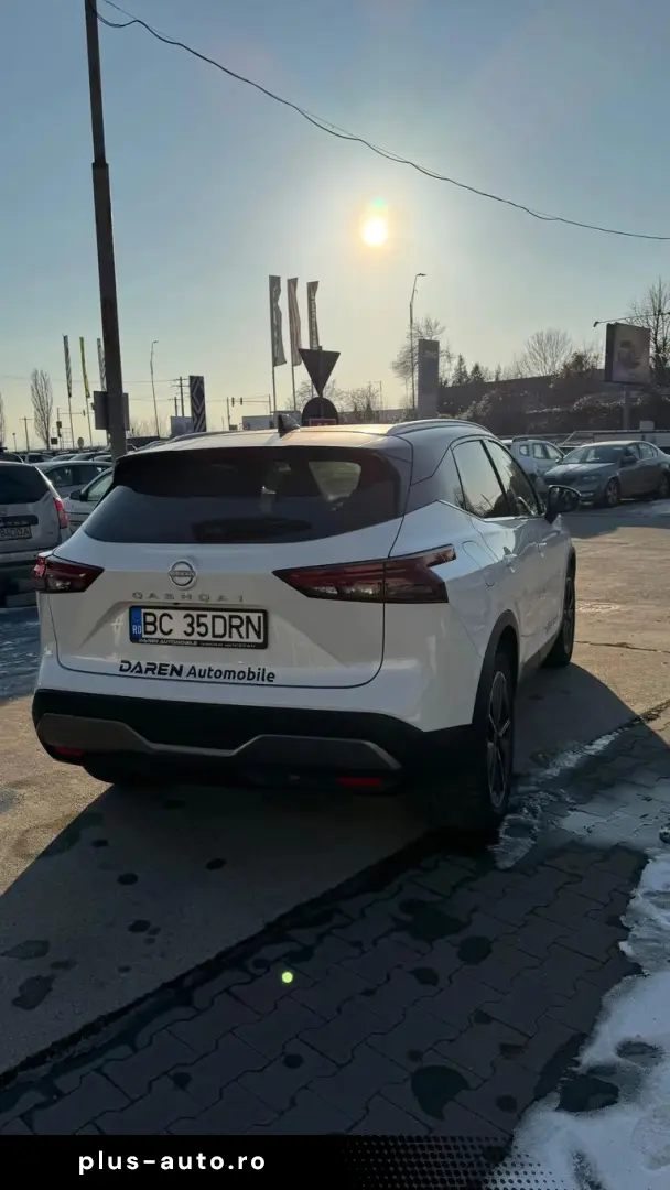 NISSAN Qashqai TEKNA 1.3 DIG-T 158 CP