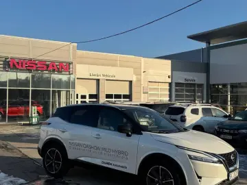 NISSAN Qashqai TEKNA 1.3 DIG-T 158 CP