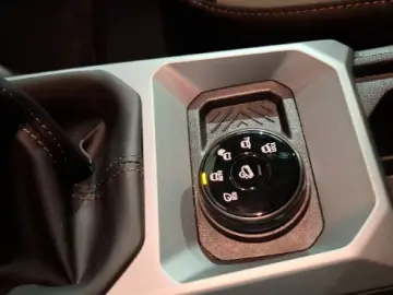 DACIA DUSTER 1.2 TCe MHEV 130CP Extreme 4X4