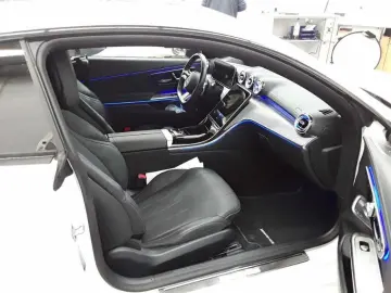 MERCEDES-BENZ CLE 450 4M Coupé AMG DIGITAL LIGHT PANO STHZ