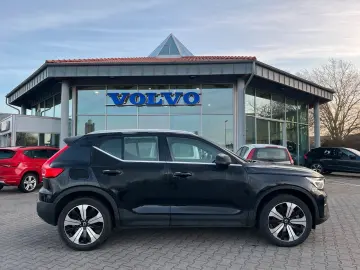 VOLVO XC40 T4 Core Plug-In