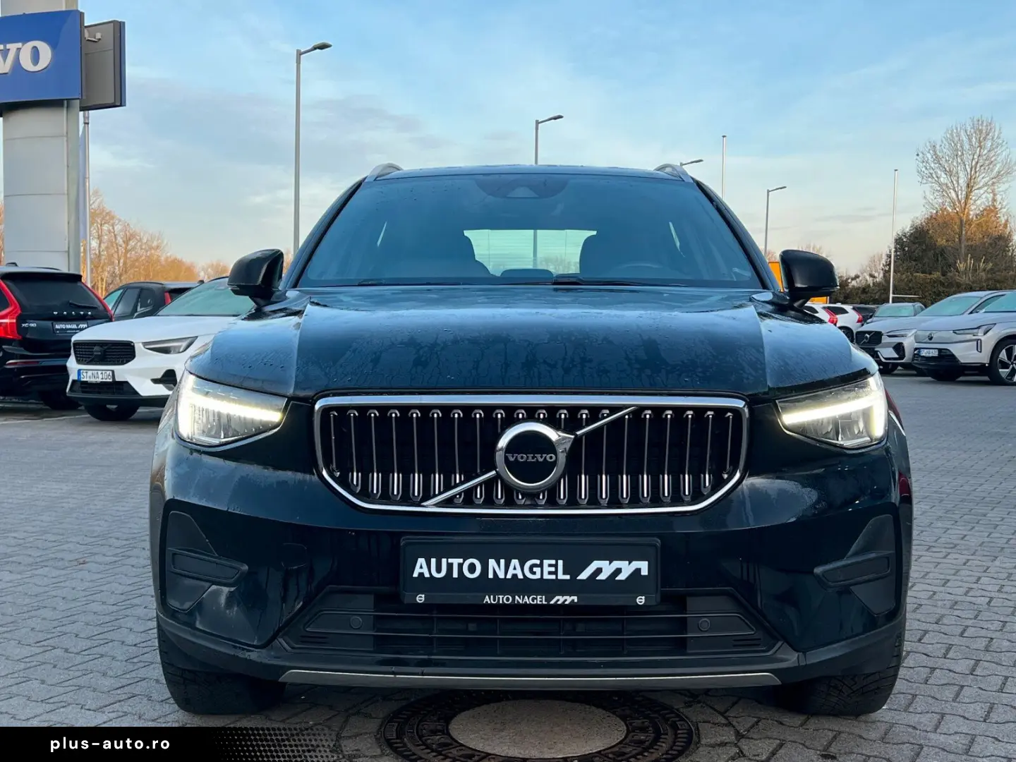 VOLVO XC40 T4 Core Plug-In
