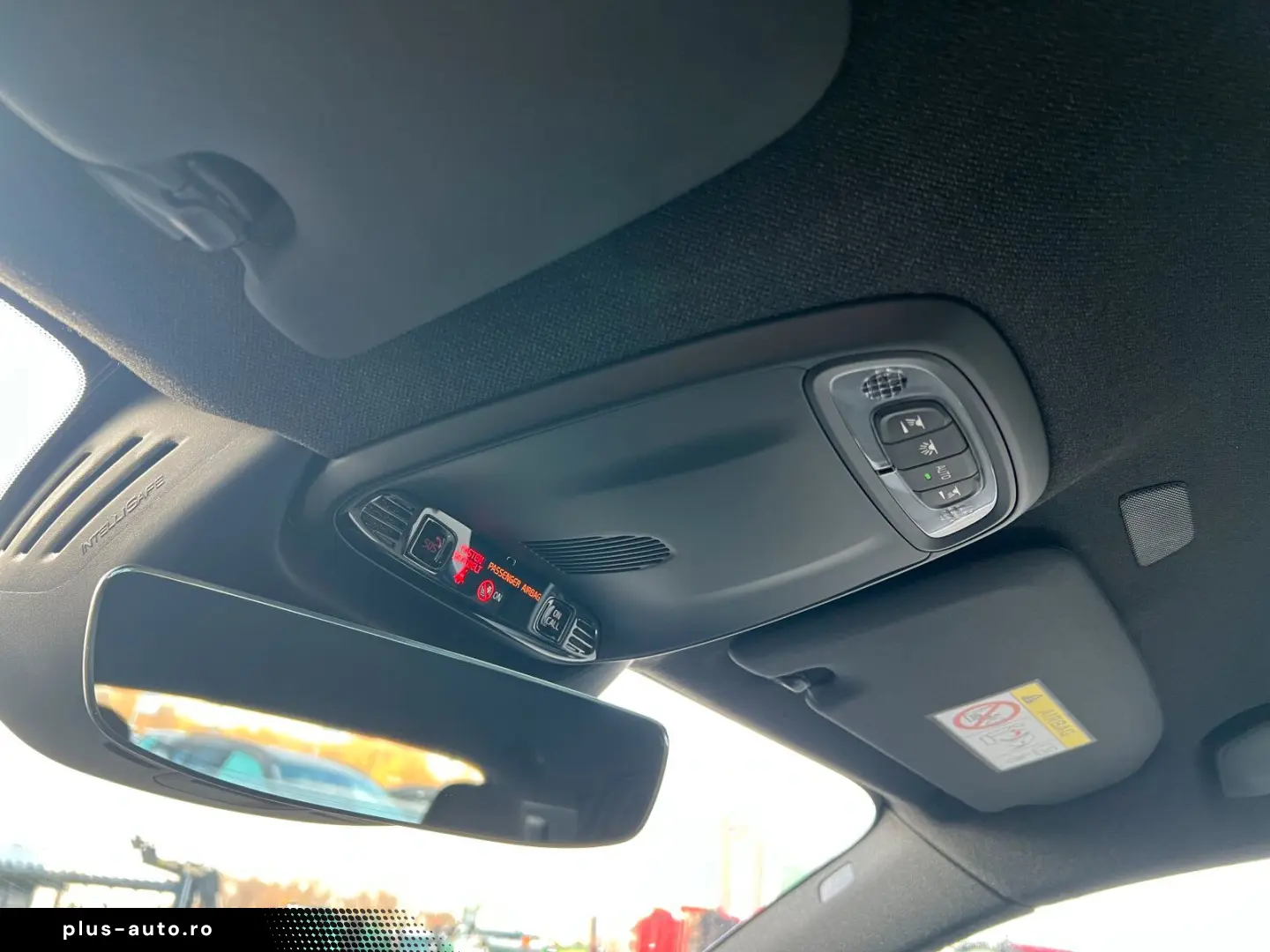 VOLVO XC40 T4 Core Plug-In