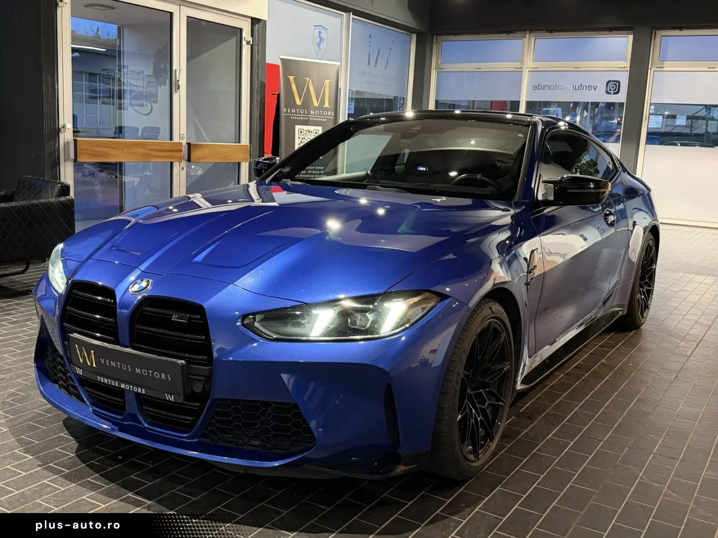 BMW M4 xDrive COMPETITION H&K CARBON LED BLUE LED