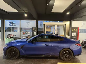 BMW M4 xDrive COMPETITION H&K CARBON LED BLUE LED