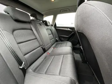 Audi A4 2.0 TDI Navigație & Multimedia   Garanție Inclusă