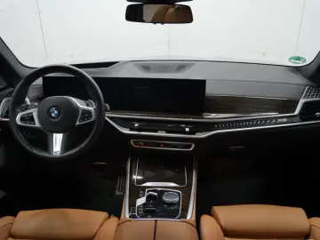 BMW X5 x30d M Sport Pro HUD SurView Ha Ka.AHK Park