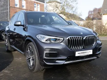 BMW X5 xDrive 45e X-Line PANO AHK HUD 360  LASER LED