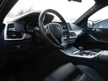 BMW X5 xDrive 45e X-Line PANO AHK HUD 360  LASER LED