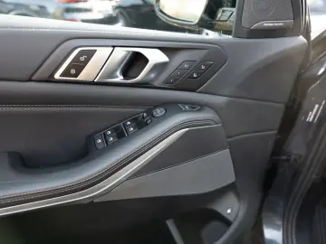 BMW X5 xDrive 45e X-Line PANO AHK HUD 360  LASER LED