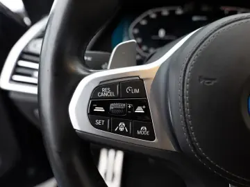 BMW X5 xDrive 45e M-Sport AHK HUD 360  LASER LED ACC