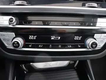 BMW X3 xDrive30i xLine