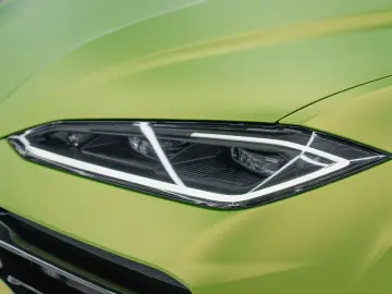 LAMBORGHINI Urus SE HYBRID MASSAGE FULL