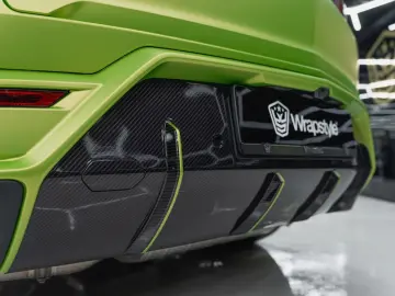 LAMBORGHINI Urus SE HYBRID MASSAGE FULL