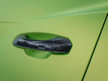 LAMBORGHINI Urus SE HYBRID MASSAGE FULL