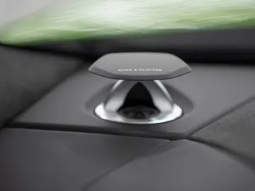 LAMBORGHINI Urus SE HYBRID MASSAGE FULL