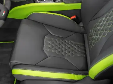 LAMBORGHINI Urus SE HYBRID MASSAGE FULL