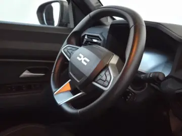 DACIA DUSTER 1.6 HEV 140 Journey