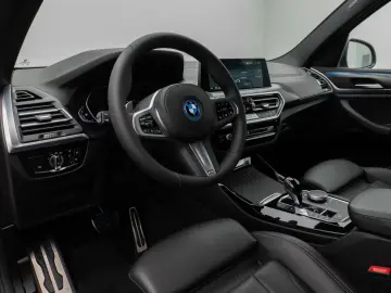 BMW X3 xD30e M Sport 360 Laser HUD DAB HiFi Komfort