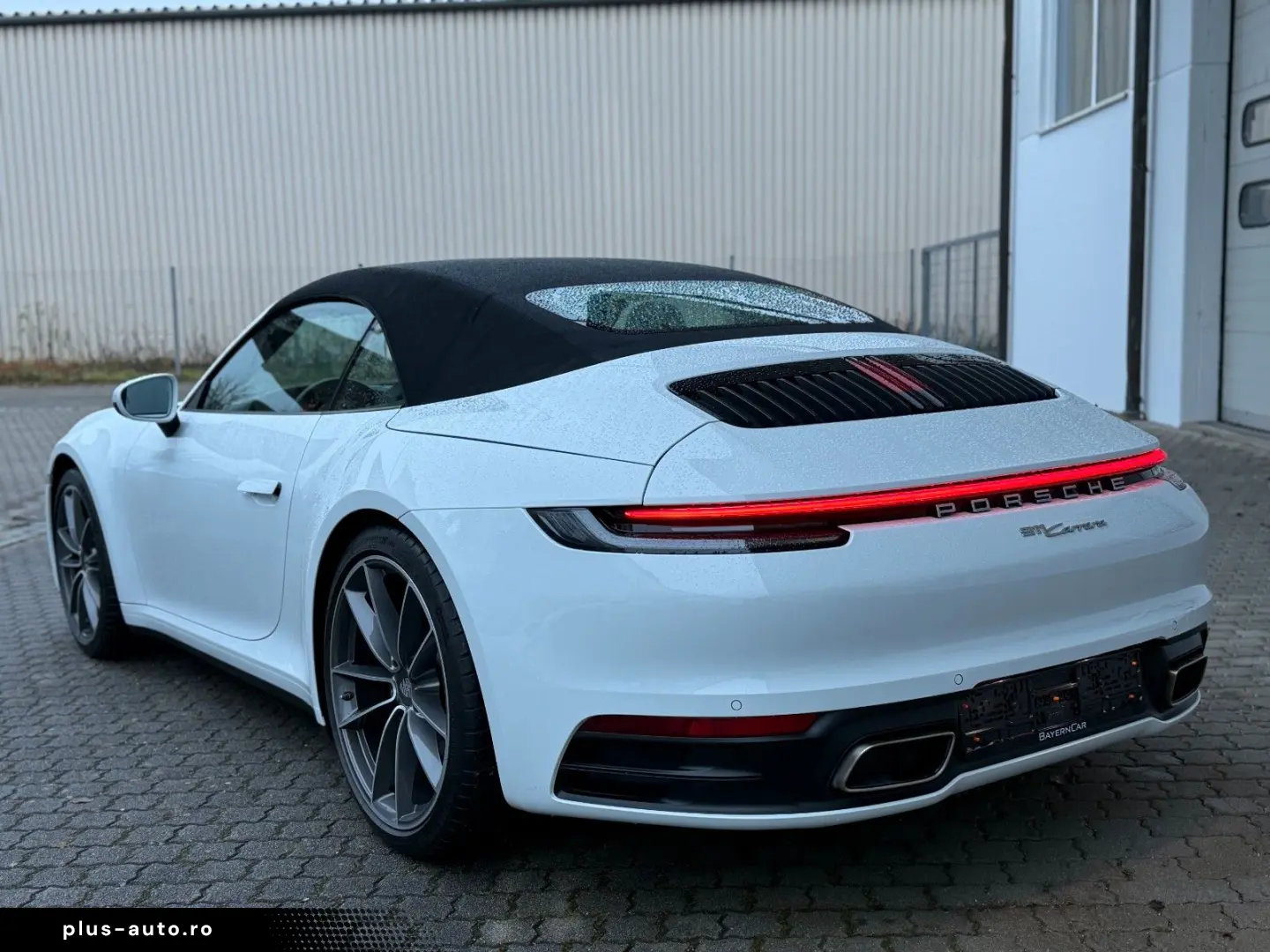PORSCHE 911 Carrera Cabriolet BOSE Kamera Spurhalte ACC