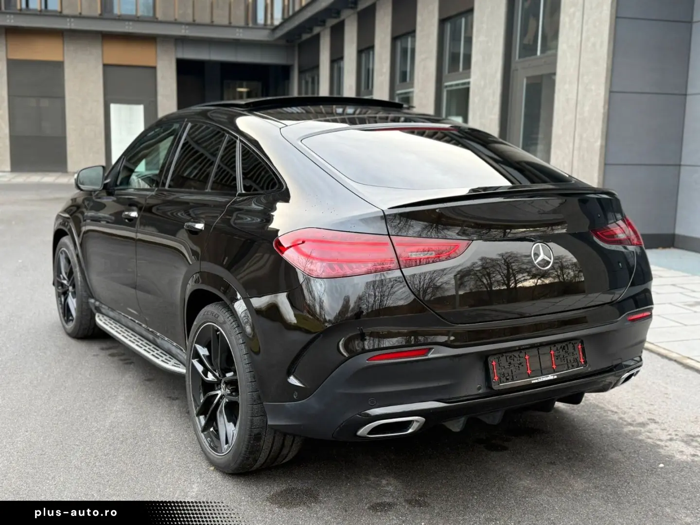 MERCEDES-BENZ GLE 450d 4M Coupe AMG PANO LUFT HUD BURM NIGHT