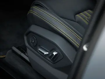 LAMBORGHINI Urus SE MY25   Carbon I Full Xpel