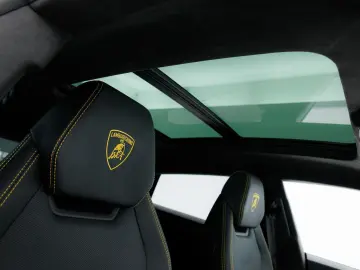 LAMBORGHINI Urus SE MY25   Carbon I Full Xpel