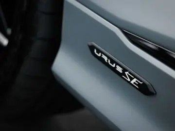 LAMBORGHINI Urus SE MY25   Carbon I Full Xpel