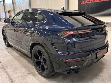 LAMBORGHINI Urus SE AD PERSONAM XPEL PANO B&O