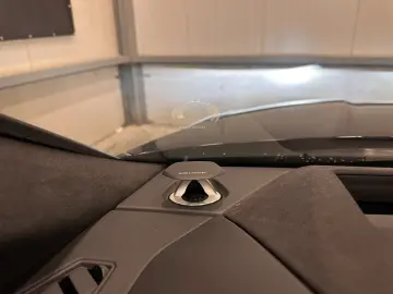 LAMBORGHINI Urus SE AD PERSONAM XPEL PANO B&O