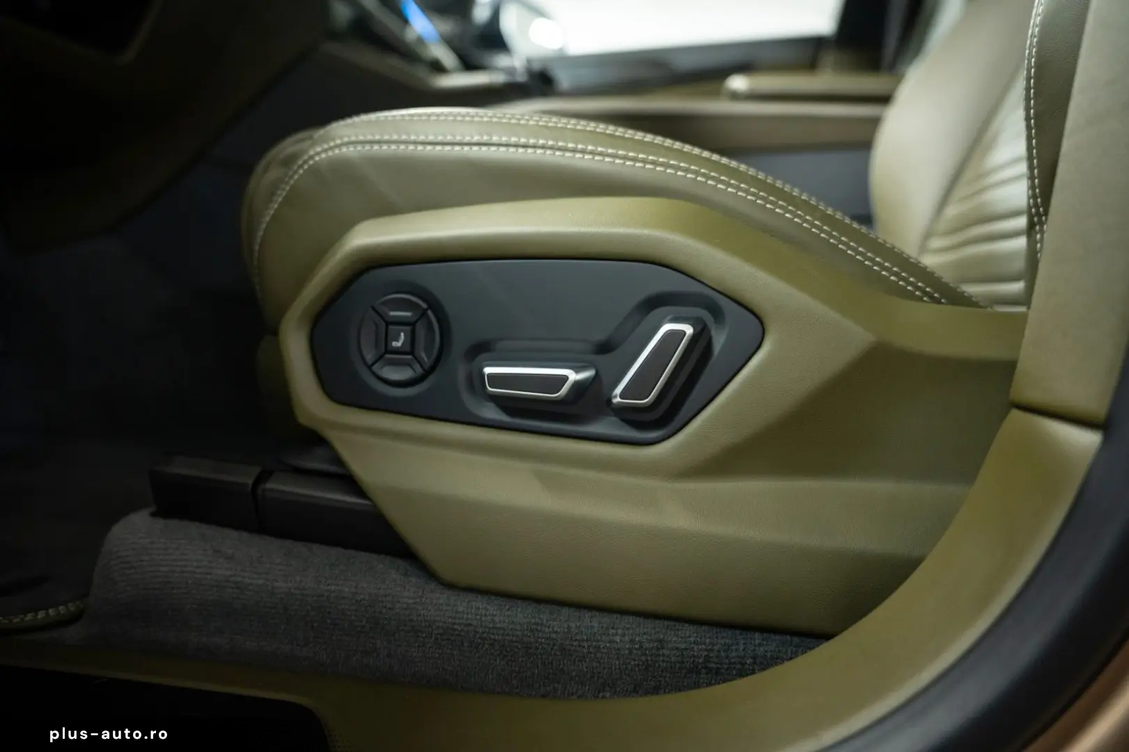 LAMBORGHINI Urus 4.0 V8 PHEV SE