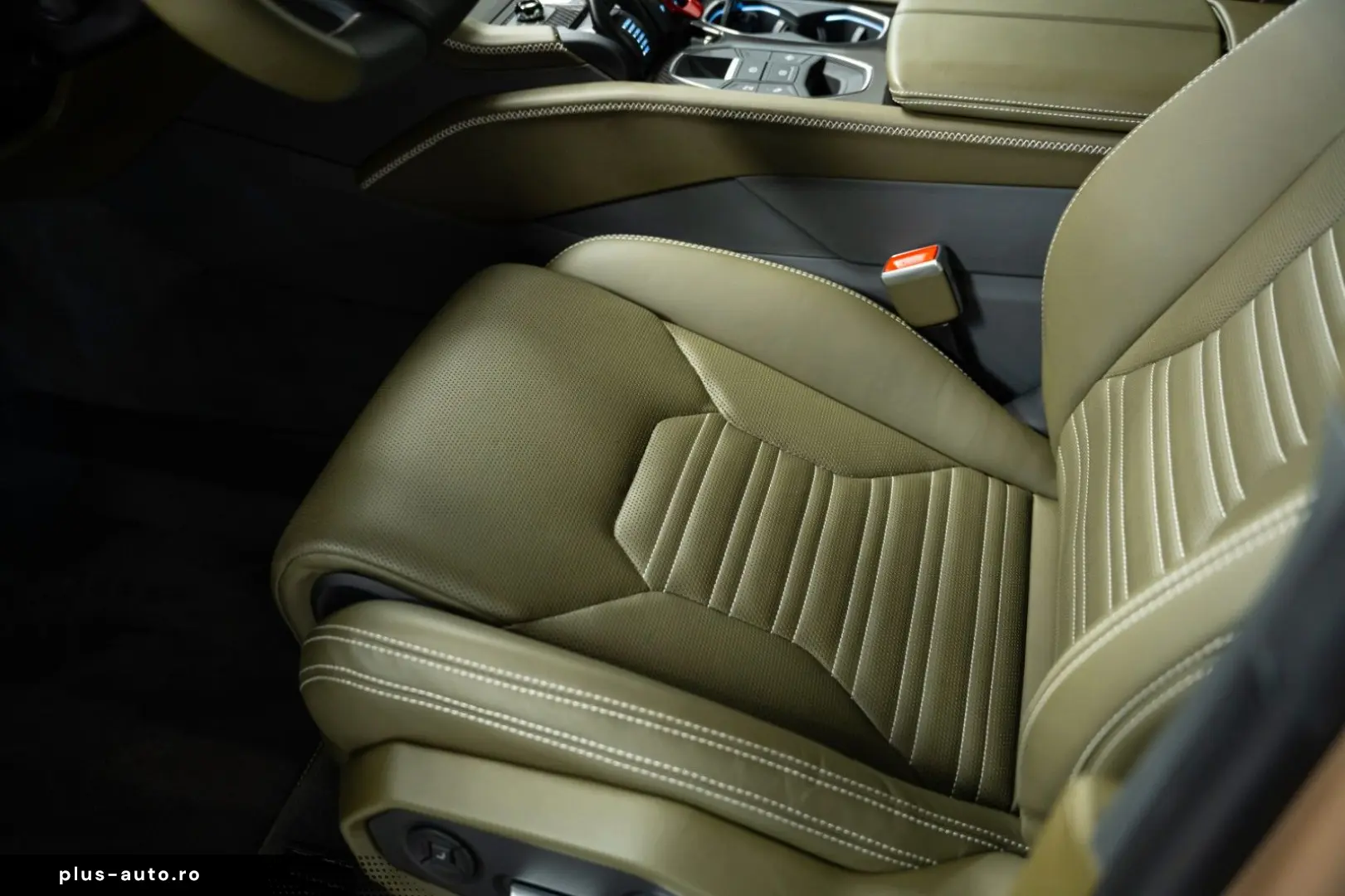 LAMBORGHINI Urus 4.0 V8 PHEV SE